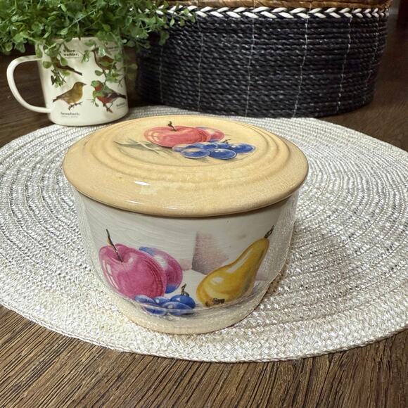 Vtg KNOWLES UTILITY WARE Fruit Lidded Refrigerator Bowl 40-12 USA Dmg READ - Picture 1 of 11